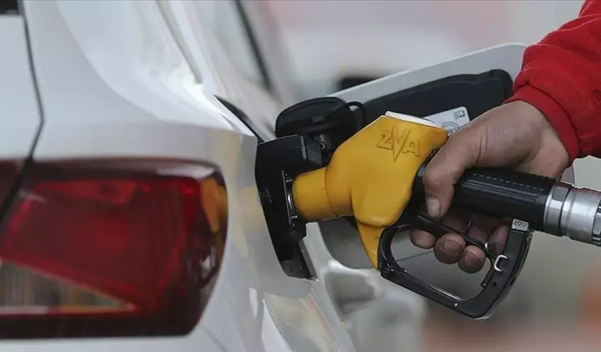 Benzin ve Motorine Zam Geliyor! 13 Nisan Salı Güncel Akaryakıt Fiyatları