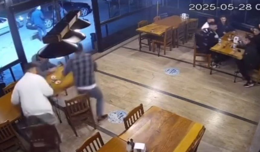 Bolu’da deprem anı kamerada
