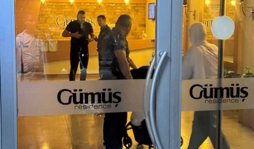 Esenyurt’ta Bir Dönerci Ve Rezidansa Kurşun Yağmuru: O Anlar Kamerada