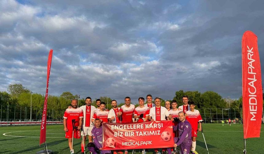 Samsun’da Doktorlar İle Engelliler Empati Maçı Yaptı