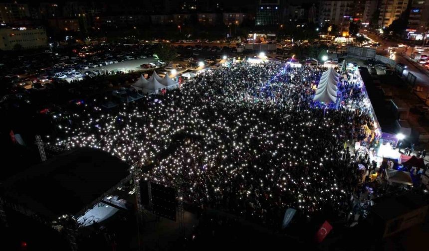Nilüfer Karadeniz Festivali’nde Ekin Uzunlar Rüzgarı