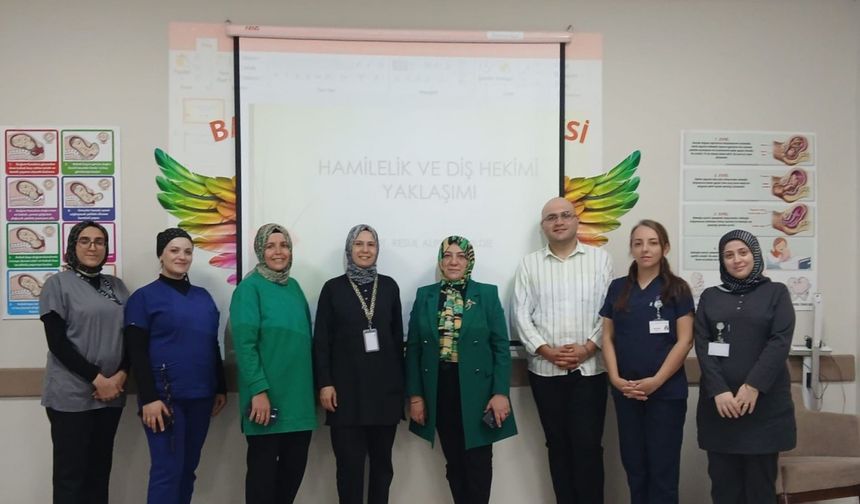 Bayburt’ta Anne Adaylarına Ağız Ve Diş Sağlığı Eğitimi Veriliyor