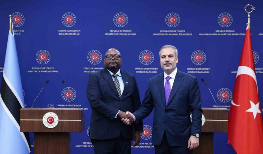 Dışişleri Bakanı Fidan: "Gazze’deki en büyük tehdit iki milyon insanın açlıkla pençeleşiyor olması"
