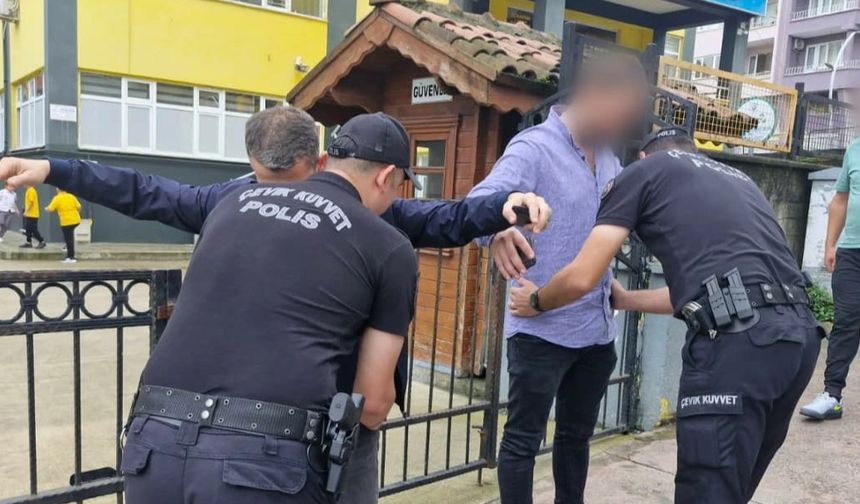 Rize'de Emniyet Ekipleri Okul Güvenliği İçin Çalışmaları Sürdürüyor