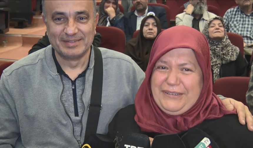 Hac Kurasında İsmi Çıkan Hacı Adayları Sevinçten Gözyaşlarına Boğuldu