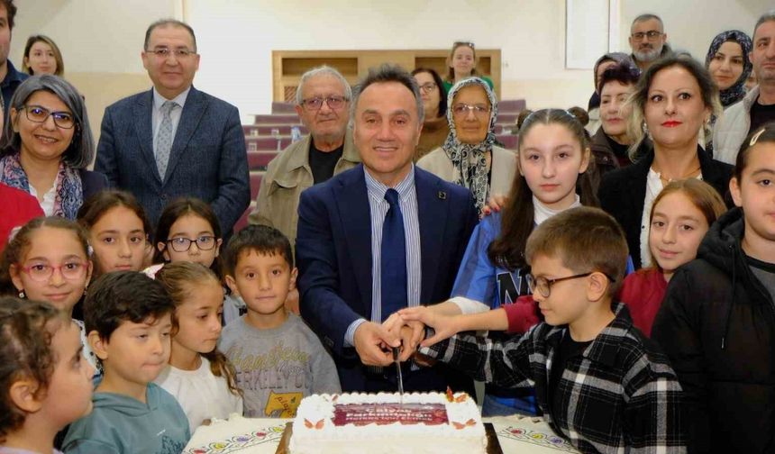 Üniversite Öğrencilerine Glütensiz Üretim Eğitimi