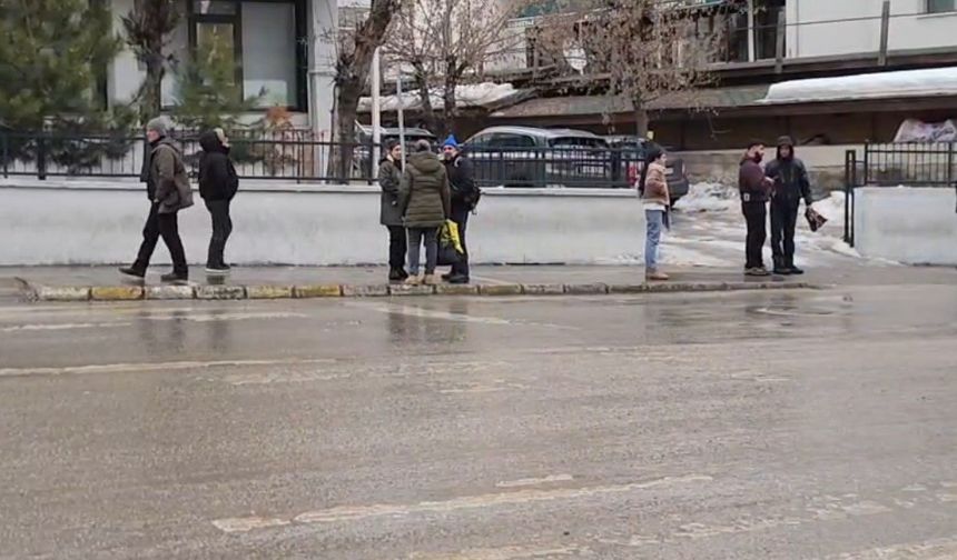 Erzincan'da Meydana Gelen Deprem Tunceli'de Hissedildi