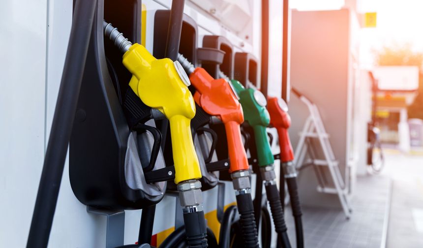 Akaryakıtta Gece Yarısı Çifte Değişim: Benzine Zam, LPG’ye İndirim