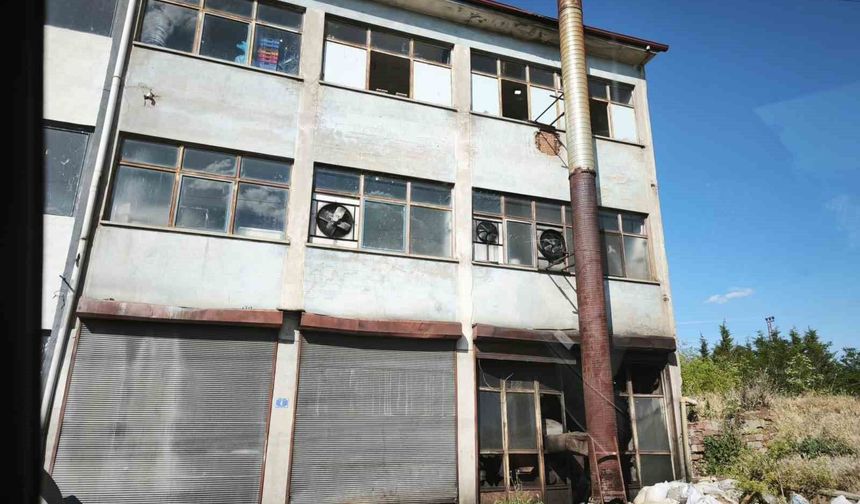 9 Ton Bozuk Süt Ve Süt Ürünü Ele Geçirildi