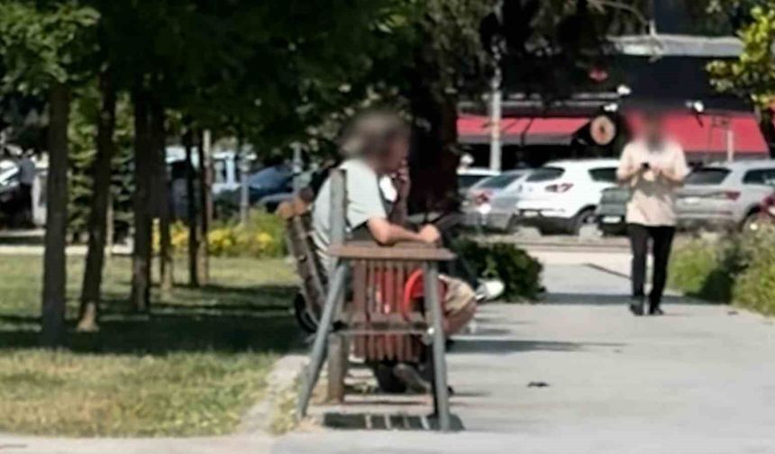 Ceza Yedi 'Sigarayı Bıraktım' Diyerek Paketi Çöpe Attı