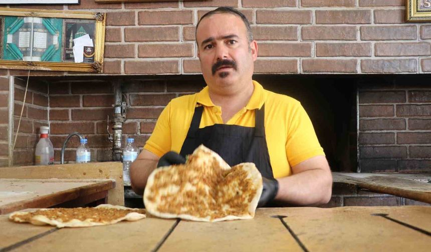 Ucuza Lahmacun Sattığı İçin Şikayet Edilen Esnaf: 'Yüzde 15 Karla Satıyorum