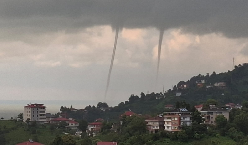 Rize'de Denizde Hortum