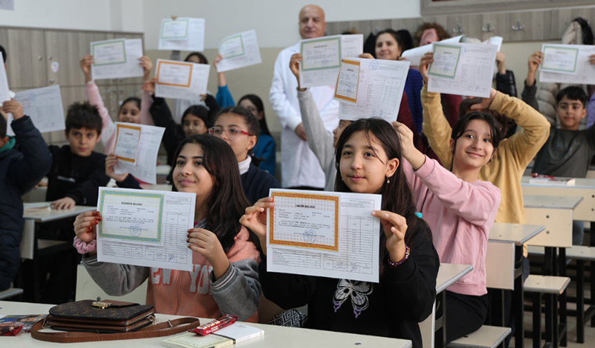 Yarın Yaz Tatili Başlıyor: Okullarda Kapanış Heyacanı