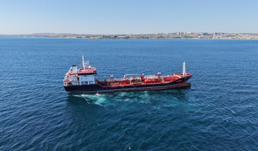 Marmara Denizi'nde İki Türk Gemisi Çarpıştı: 10 Kişi Kayıp