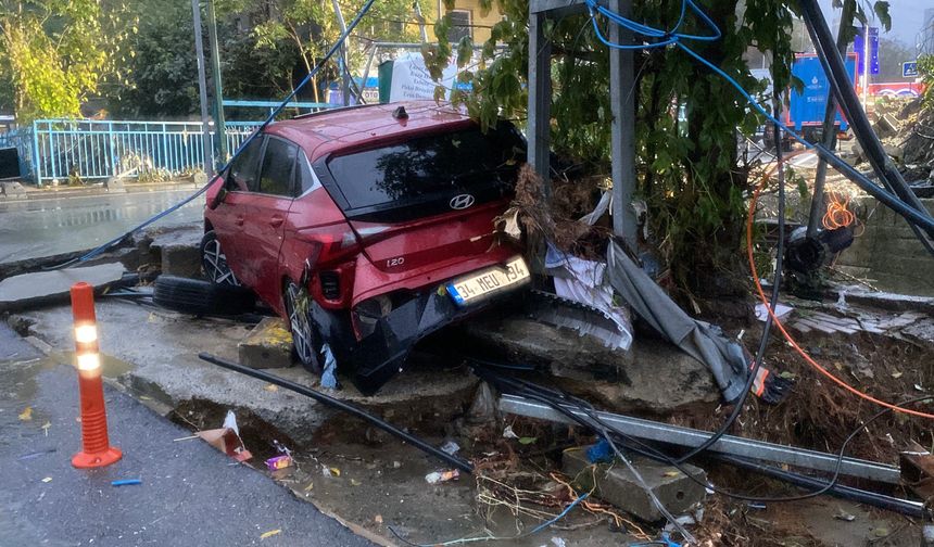 İstanbul'da Sel Felaketinde 3 Kişi Hayatını Kaybetti