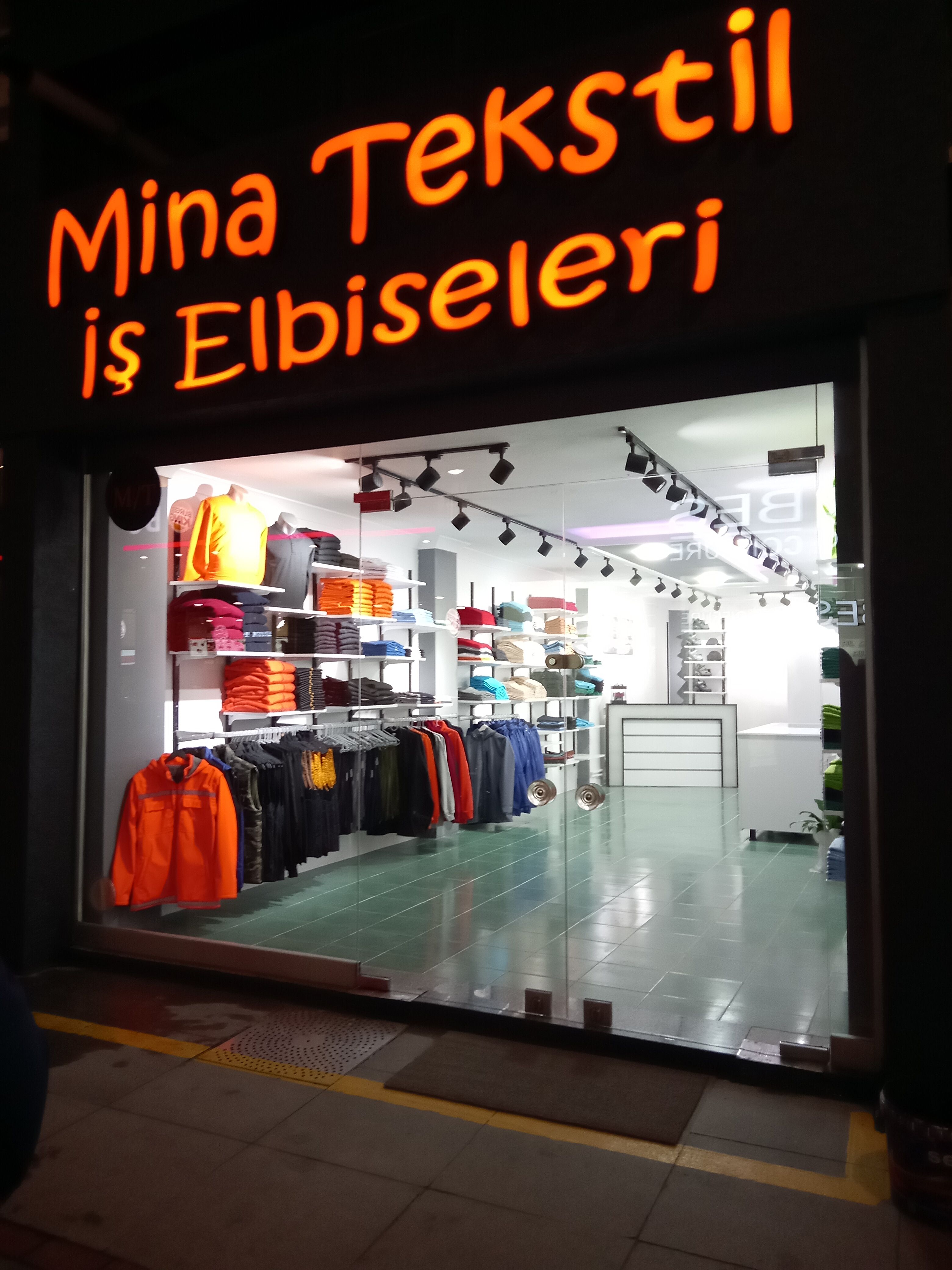 Mina Tekstil İş Elbiseleri 