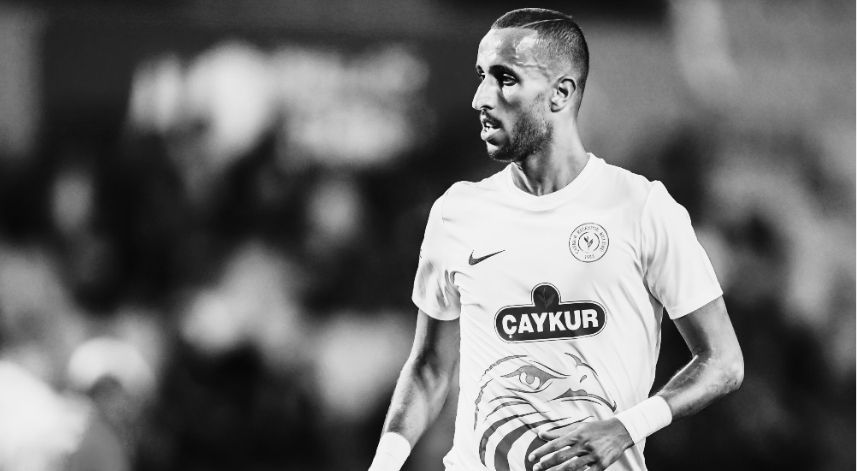 Mohamed Abarhoun, son olarak Çaykur Rizespor forması giyen Faslı futbolcu 2 Aralık 2020'de mide kanserinden hayatını kaybetti. 
UNUTMAYACAĞIZ....