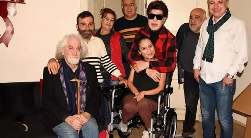 Rizeli Sanatçıdan anlamlı hareket
