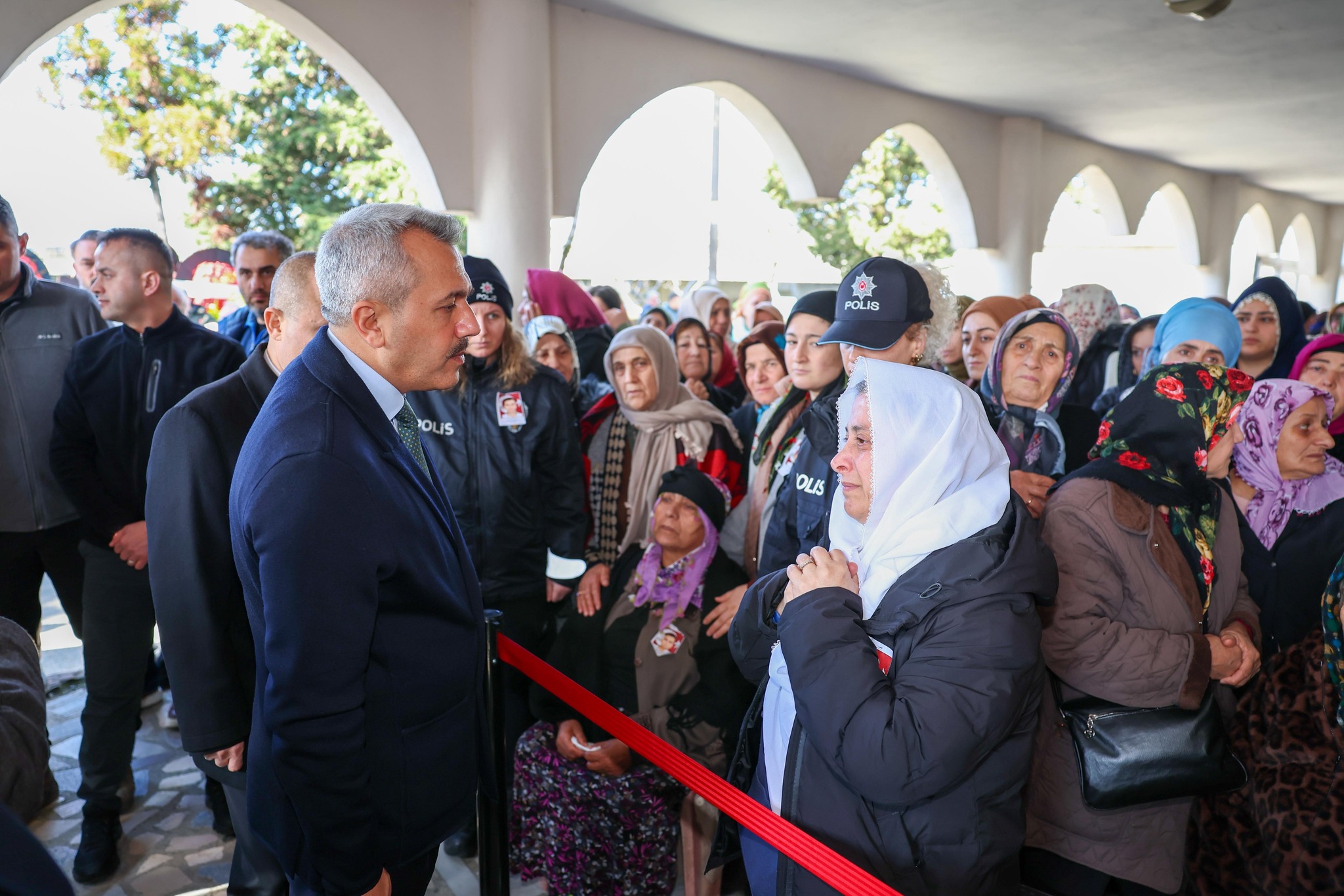 629566396 1223741223257068 718550820835488472 N