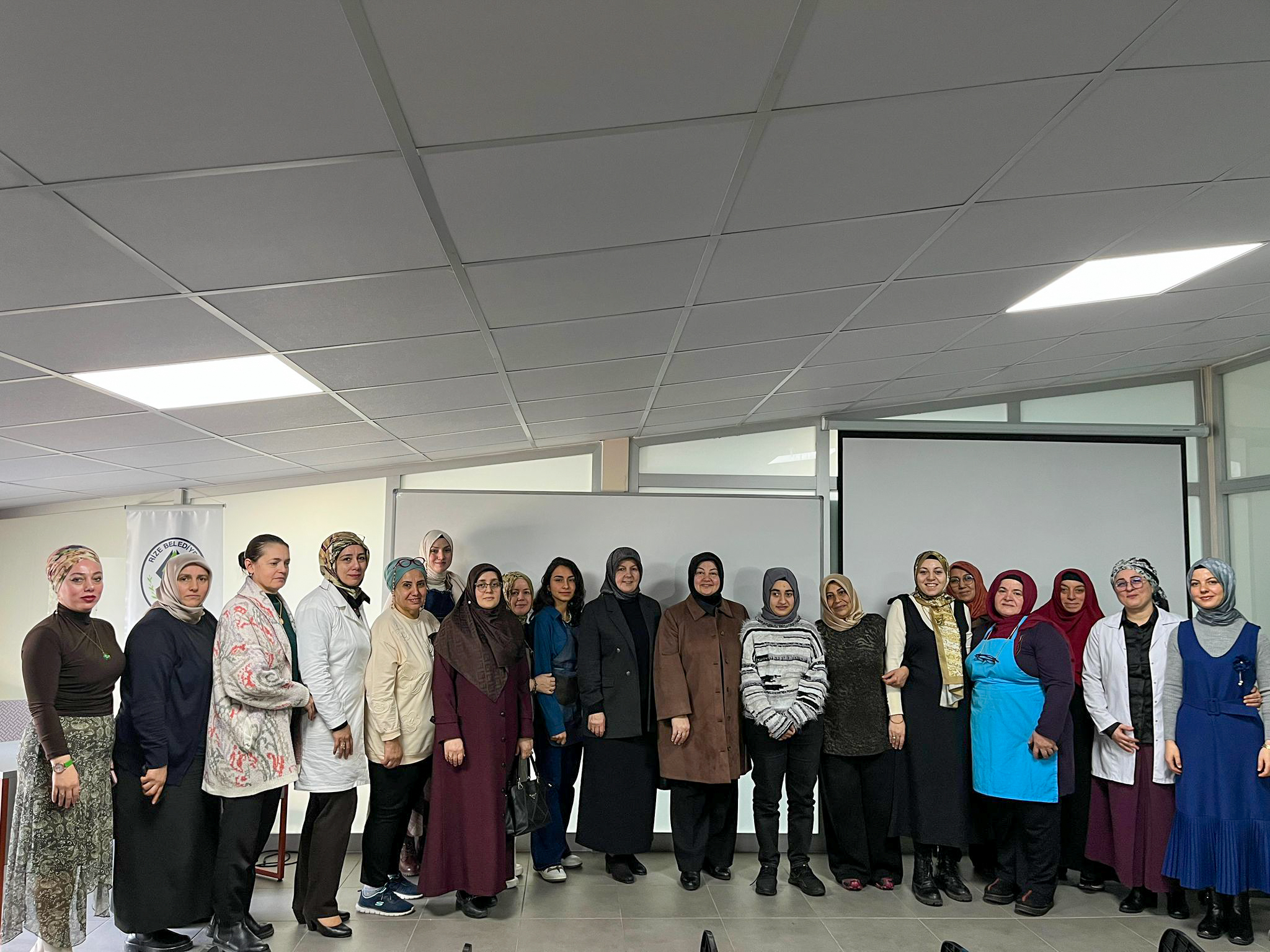 629729698 1326121829549946 705386679064649955 N