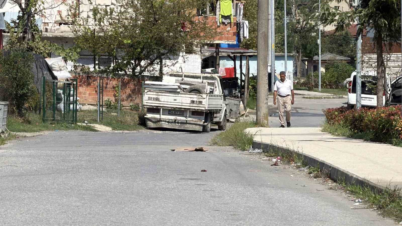 16 Yaşındaki Şahıs Annesini Tabancayla Vurdu