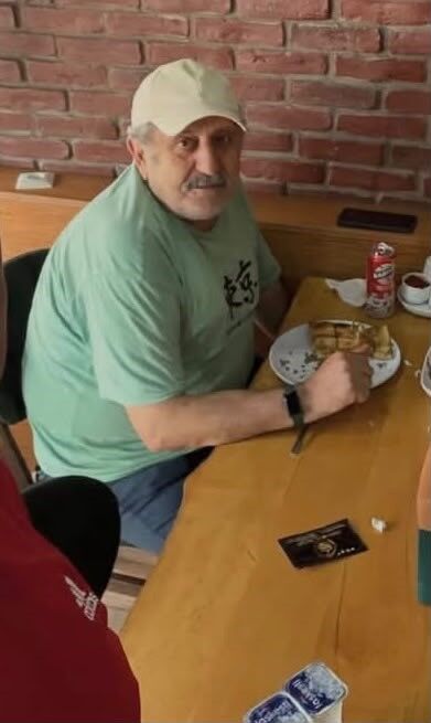 Ağaçtan Düştü: Merdiveni Tutan Kişi Hayatını Kaybetti