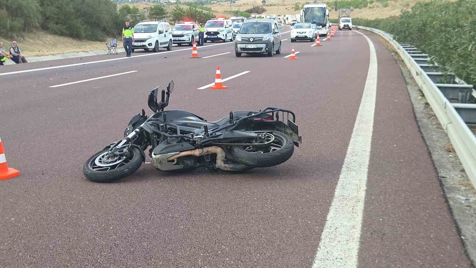 Kamyonla Motosiklet Çarpıştı: 1 Kişi Hayatını Kaybetti