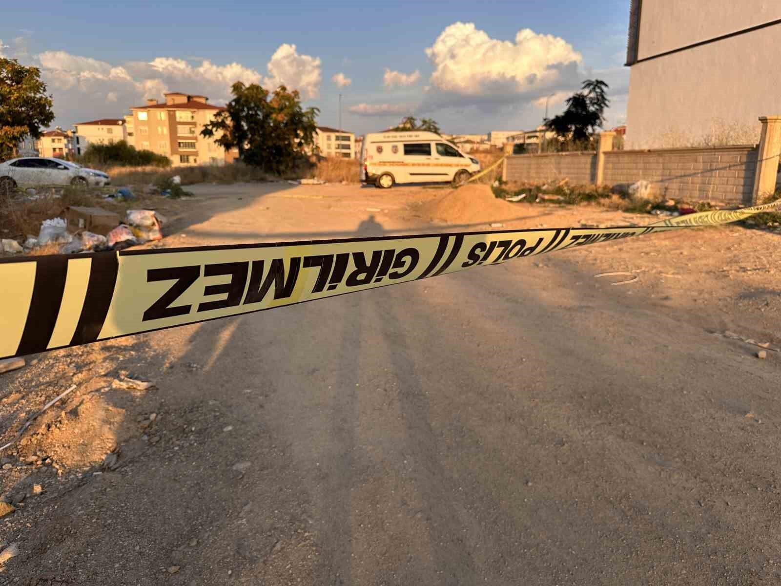 Sokak Ortasında Silahlar Patladı: 1 Ölü 1 Yaralı