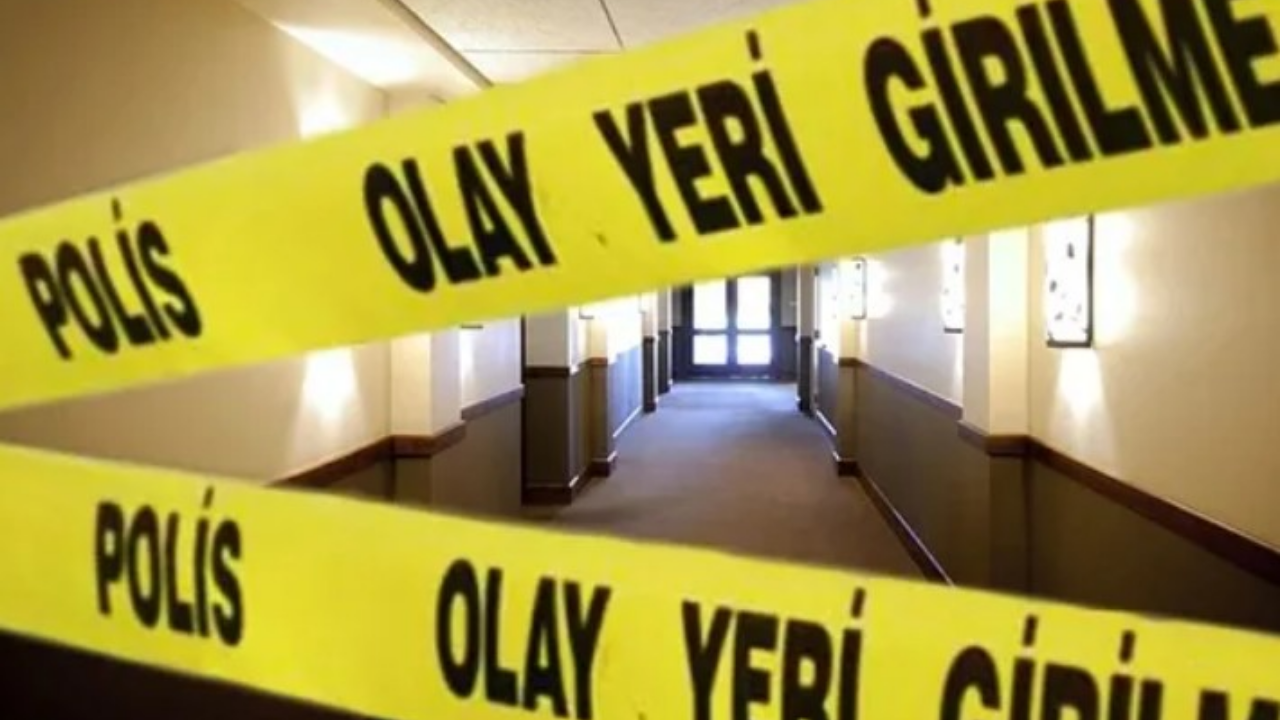 Rus Turist Konakladığı Otelin Koridorunda Ölü Bulundu